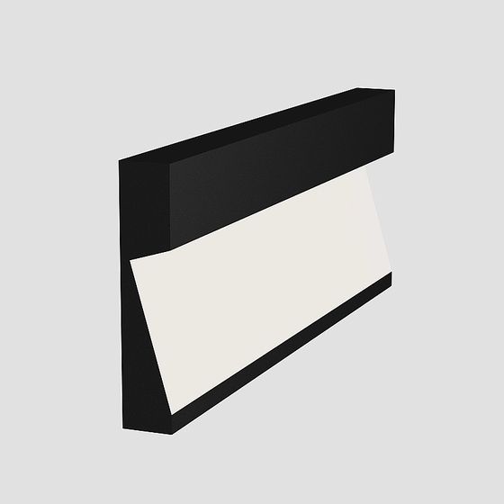 Straight Skirting Line in Black