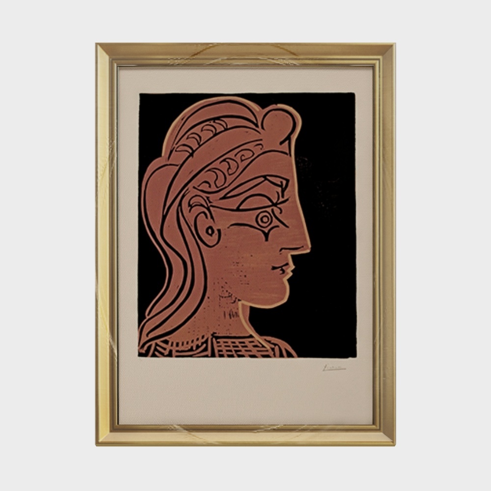 See the north of the literary modern light luxury living room decorated with painting retro restaurant art murals European-style frescoes and hexa-hep C 30x40