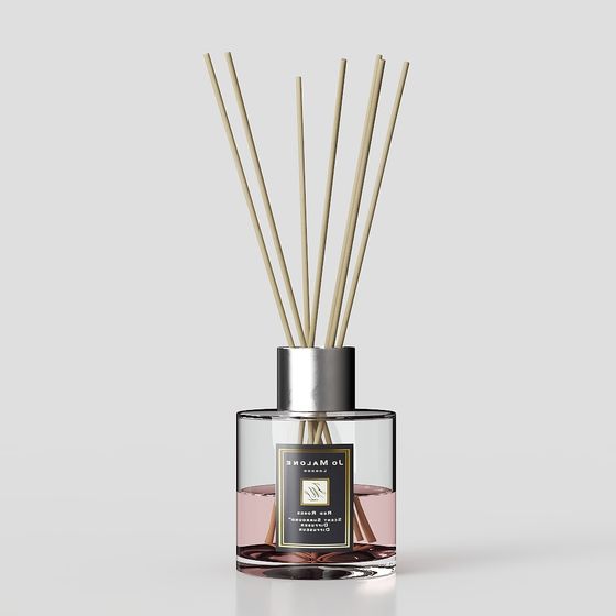 Stylish Aromatherapy Bottle 3D model for Modern Spaces