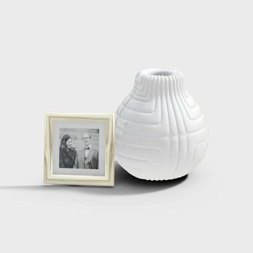 Elegant Low-Poly Vase 3D model