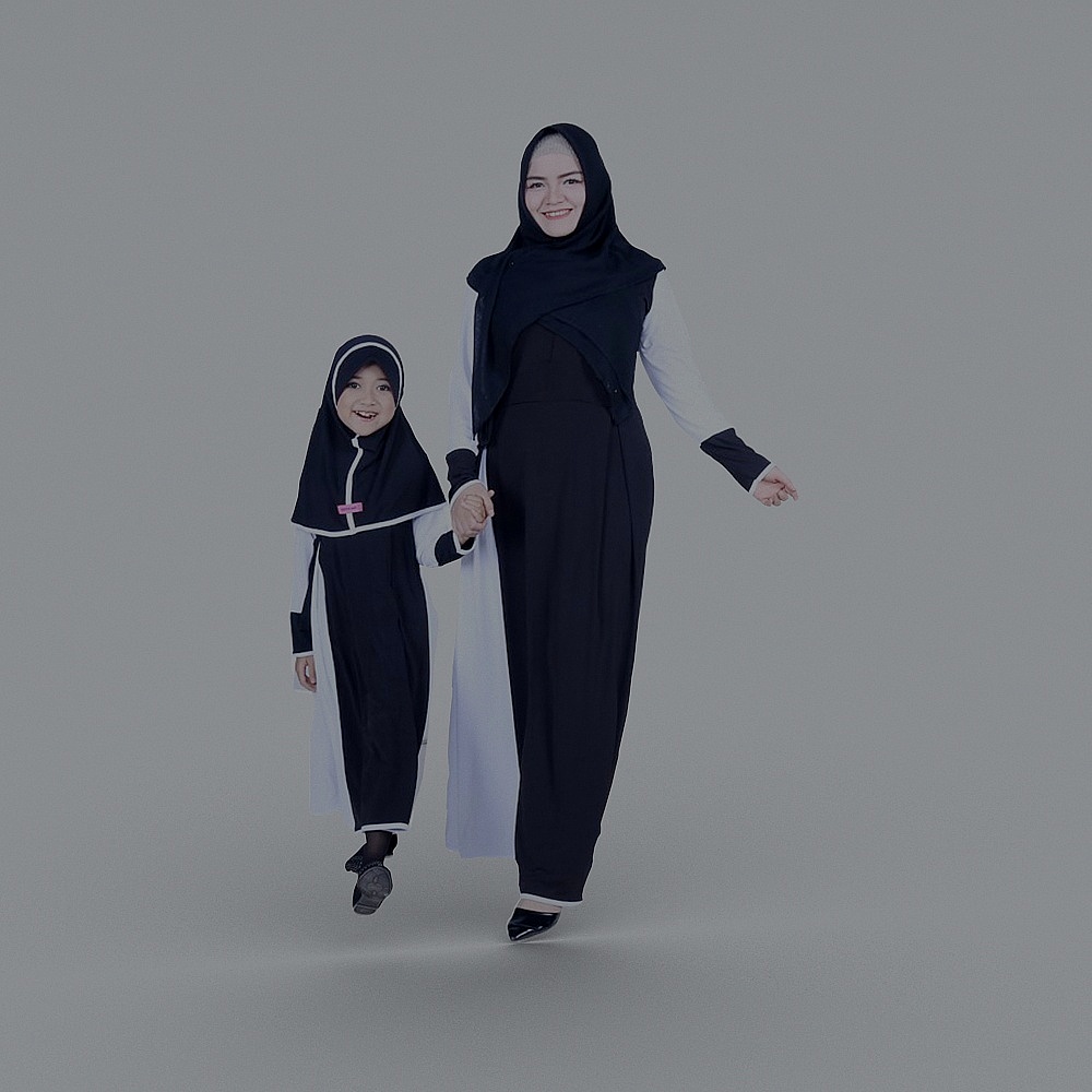 Mother and Daughter Strolling 3D model