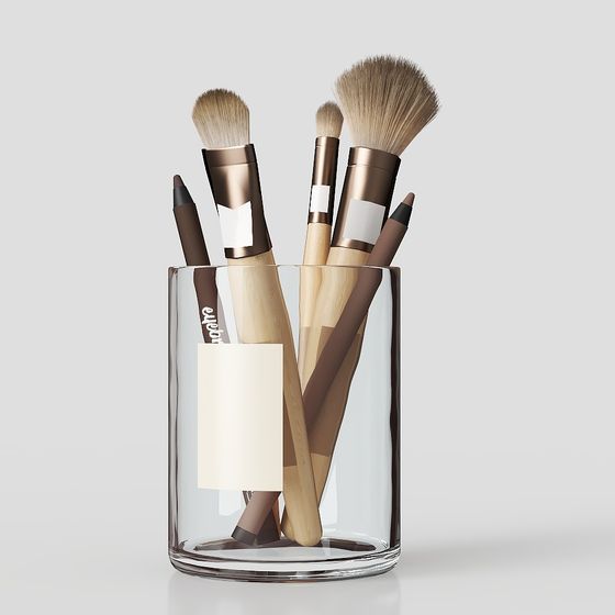 Artistic Low-Poly Makeup Brush 3D model