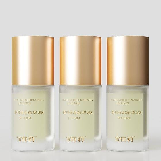 Golden Elegance Low Poly High Detail 3D model