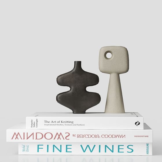 Unique Low-Polygon Black Sculpture 3D model