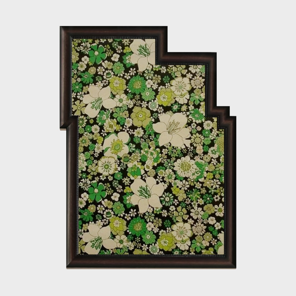 Floral Fantasy Frame 3D Model – Vibrant Floral Design