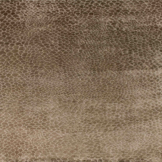 Short pile carpet material (44)