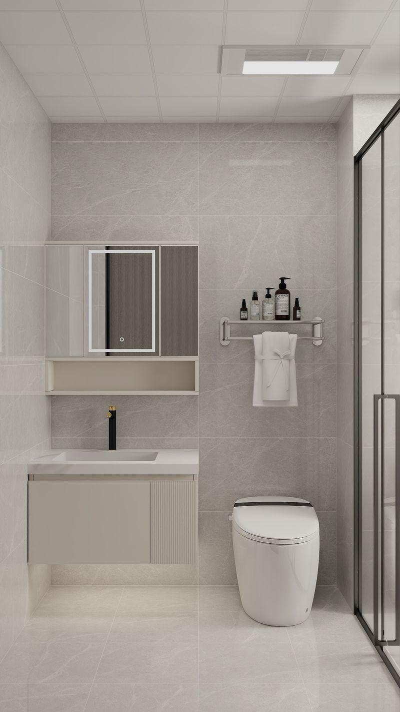 Modern Small Bathroom with Creamy Tone