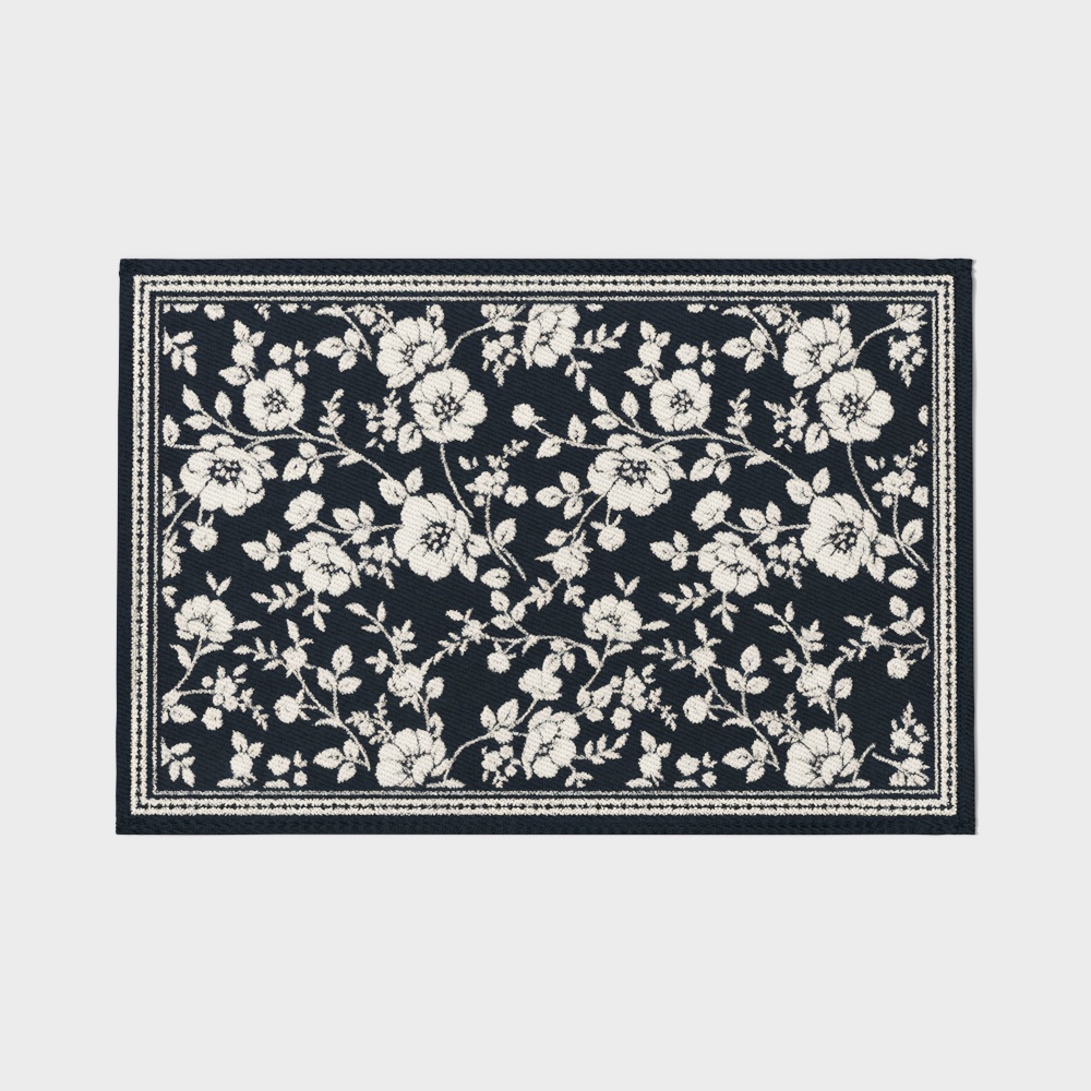 Floral Garden Rug 3D Model – Low-Poly Floral Design