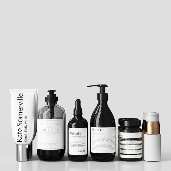 Elegant Low-Polygon 3D Bottle Model Collection