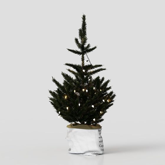 Low-Poly Christmas Tree 3D Model