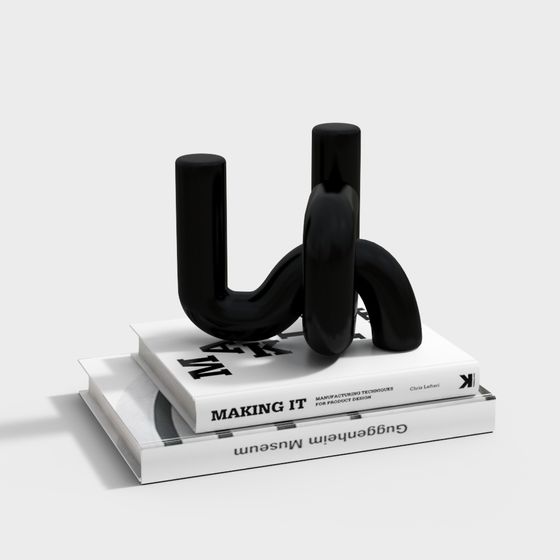 Unique Low-Polygon 3D Model Infused with Modern Aesthetics