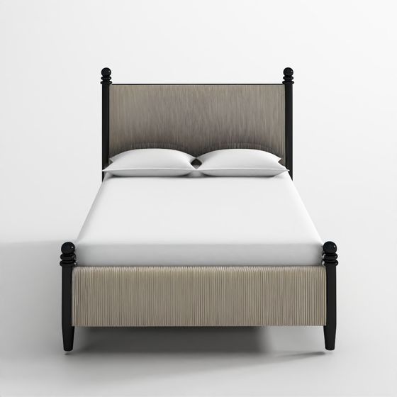 Крис любит Джулию современная традиционная кровать