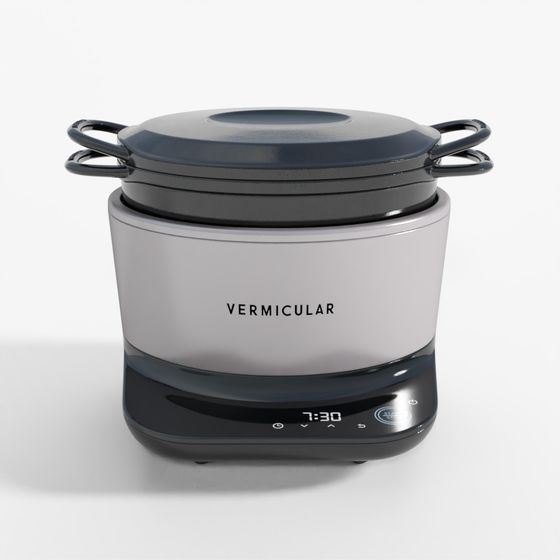 Musui Kamado Enameled Cast Iron Pot by Vermicular