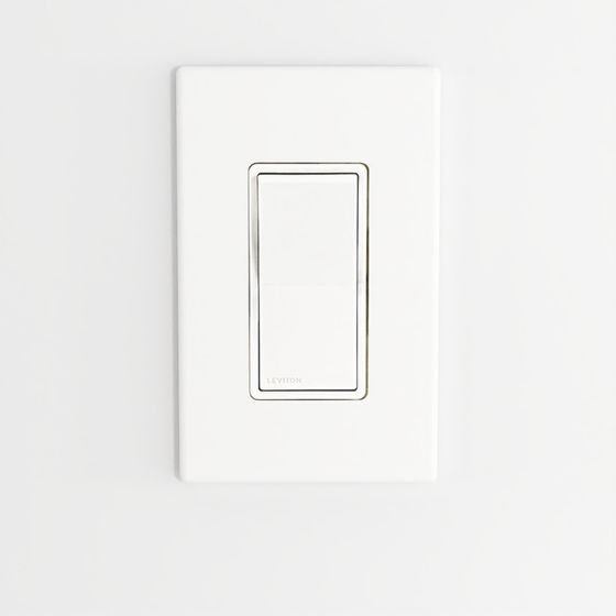 15 Amp Decora Illuminated 3-Way Switch, Grounding