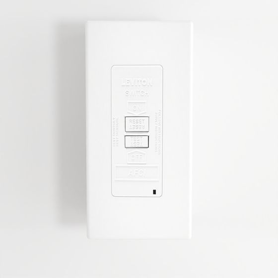 Cubierta ciega AFCI de 20 amperios con luz indicadora LED