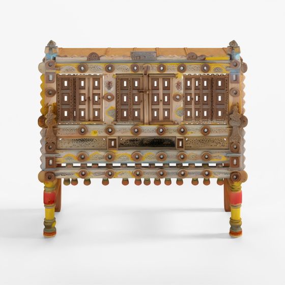 クッチ産チークルバリ・ダムチヤ嫁入り箪笥