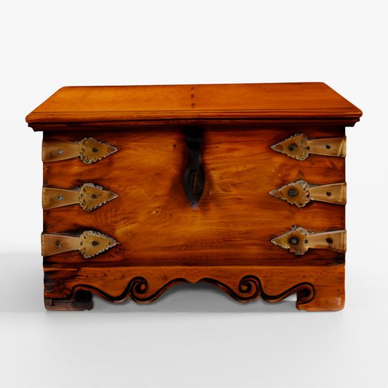 इंडिगो पीतल बंधा ज्वेलरी बॉक्स कच्छ से - 19वीं सदी