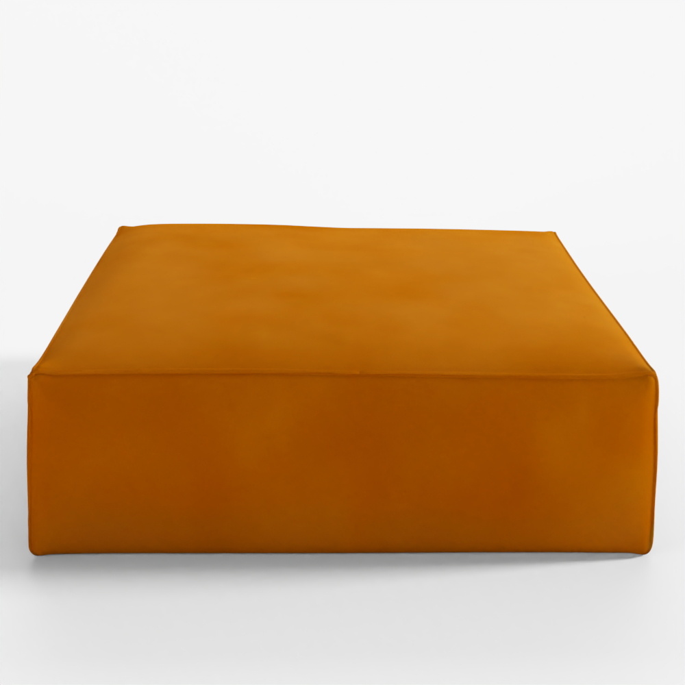 ARTICLE Cigar 47 Pouf in Pelle